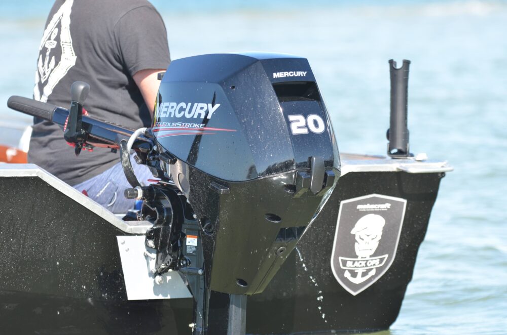 Perfectly matched to 20hp motors, the Topper Tracker is a great inshore and impoundment boat.