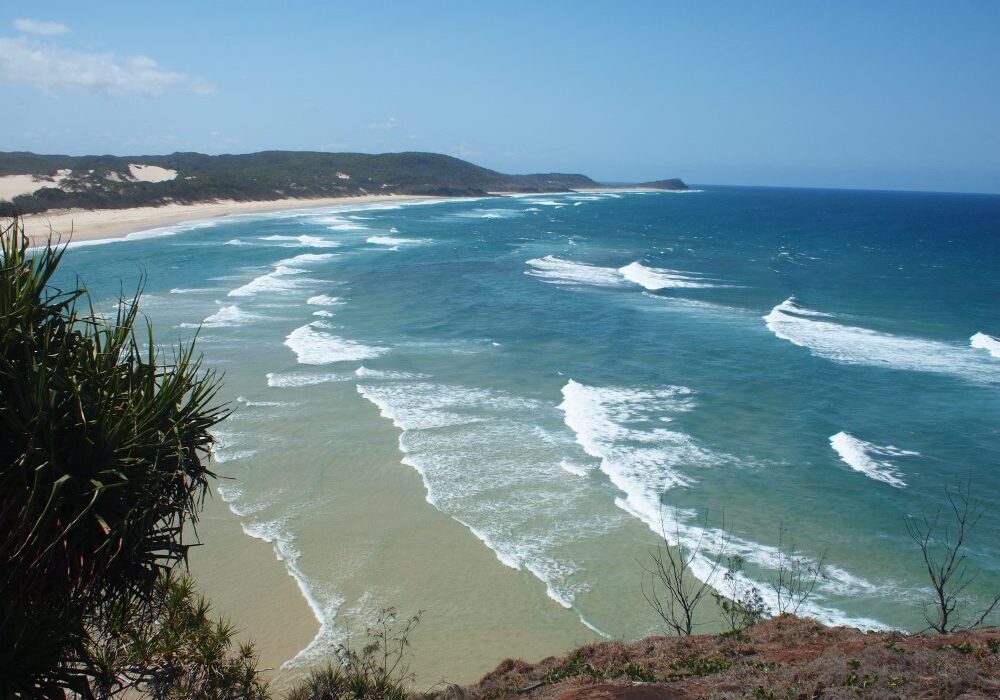 Bay Noosa Queensland (Travel and Vacation) beach,noosa,queensland,australia,waves
